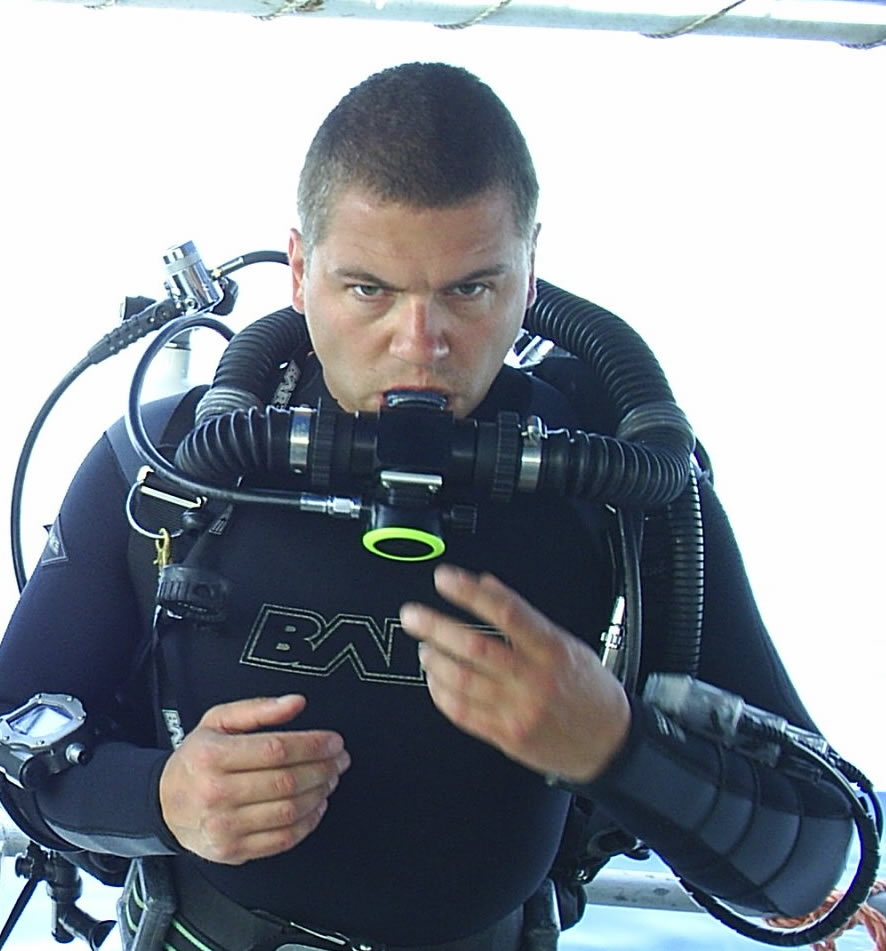 Rasmus Lauritsen, associate diving instructor of scubatech divers