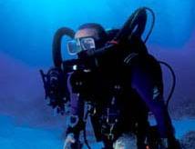 Apeks diving kit supplied to cyprus by scuba tech diving centre