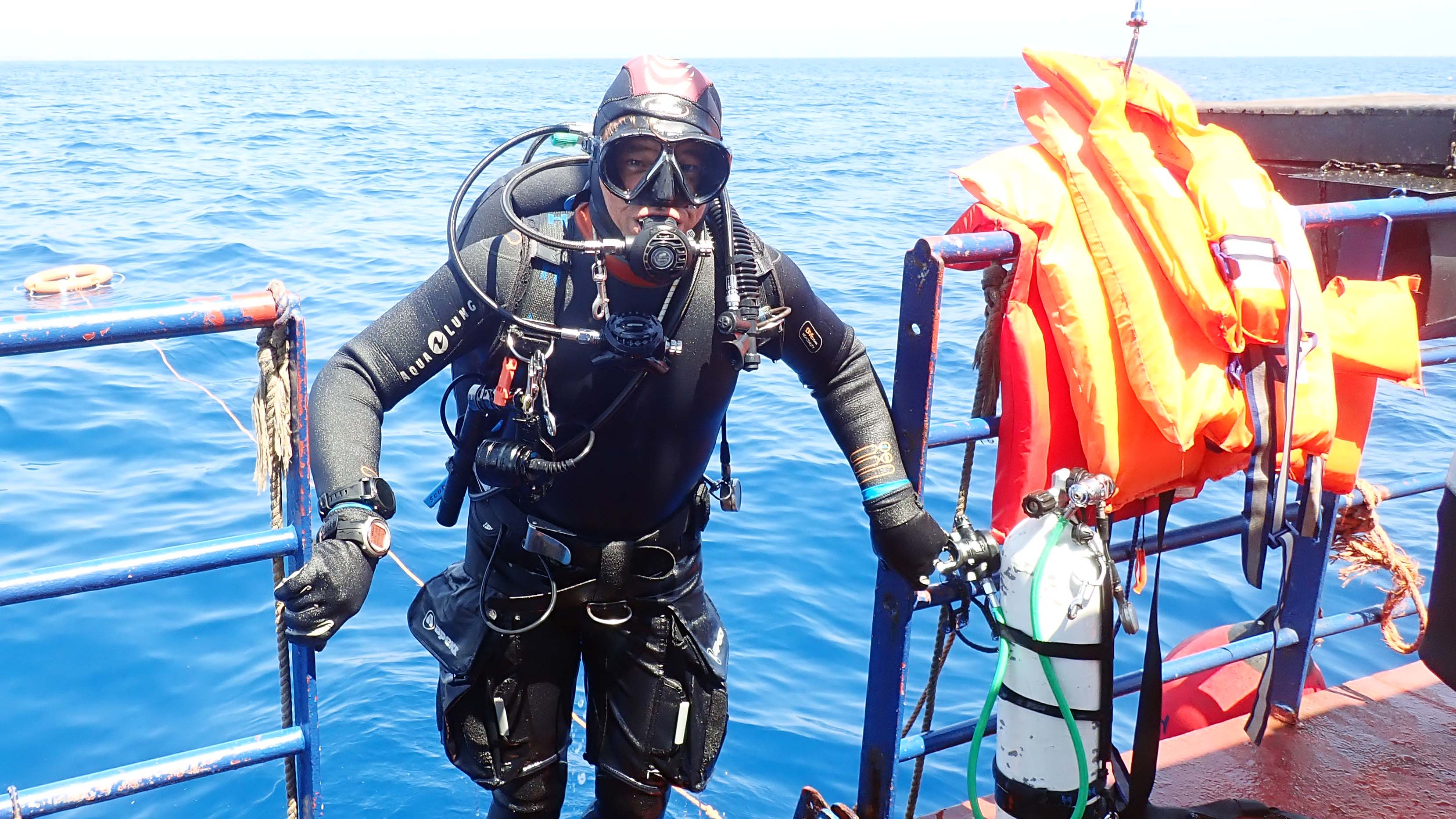 peter crane diving instructor
