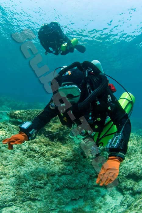 Blacked out mask with line skills for technical and rebreather diving in cyprus